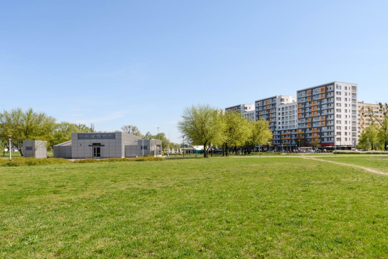 Luxlux Apartments Metro Slodowiec Warszawa Eksteriør billede